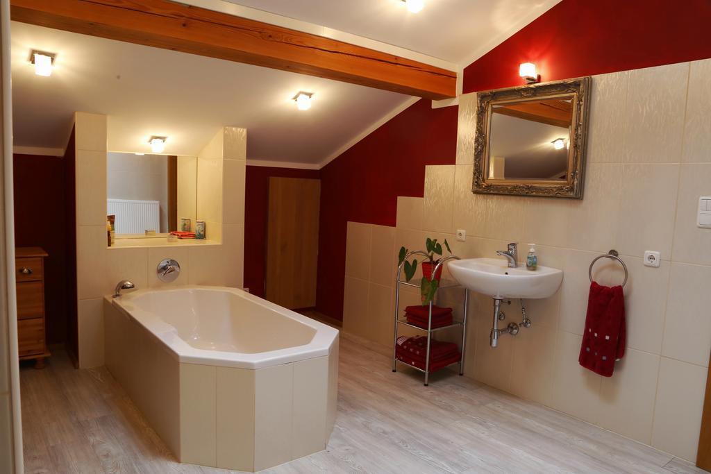 Luxusappartement Zell am Moos Exterior photo